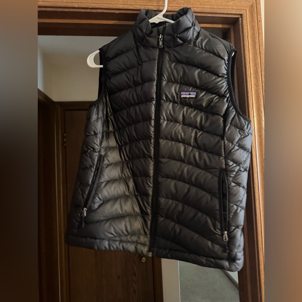 Patagonia Black Down Sweater Puffer Vest
